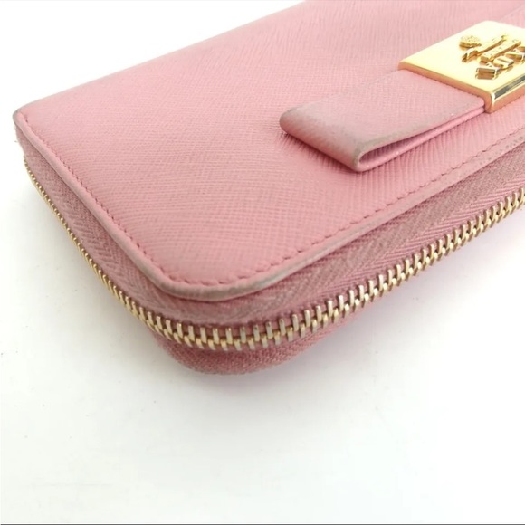 Authentic PRADA Ribbon Pink Leather Wallet - Picture 4 of 12